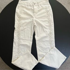 Style & Co Cream Embroidered Straight Leg Jeans Size 10